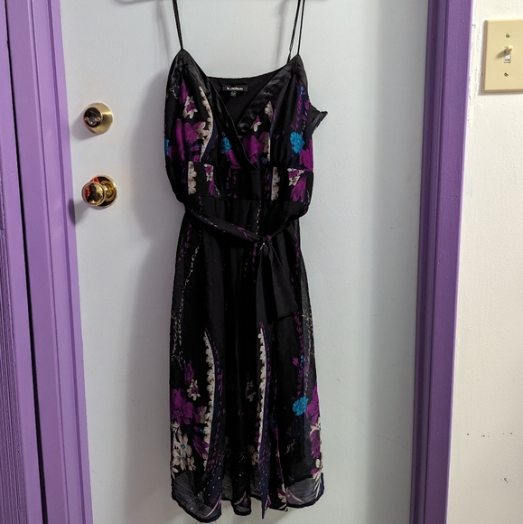 Le Chateau Boho Floral Spaghetti Strap Dress - Picture 1 of 4